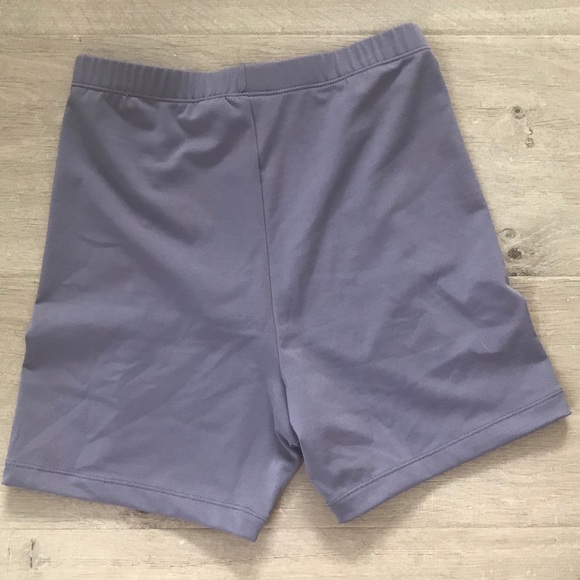 NWT Light Purple Shorts Spandex - Picture 2 of 3